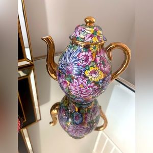 Vintage Macao Porcelain Tea Pot. Excellent condition. Stamped